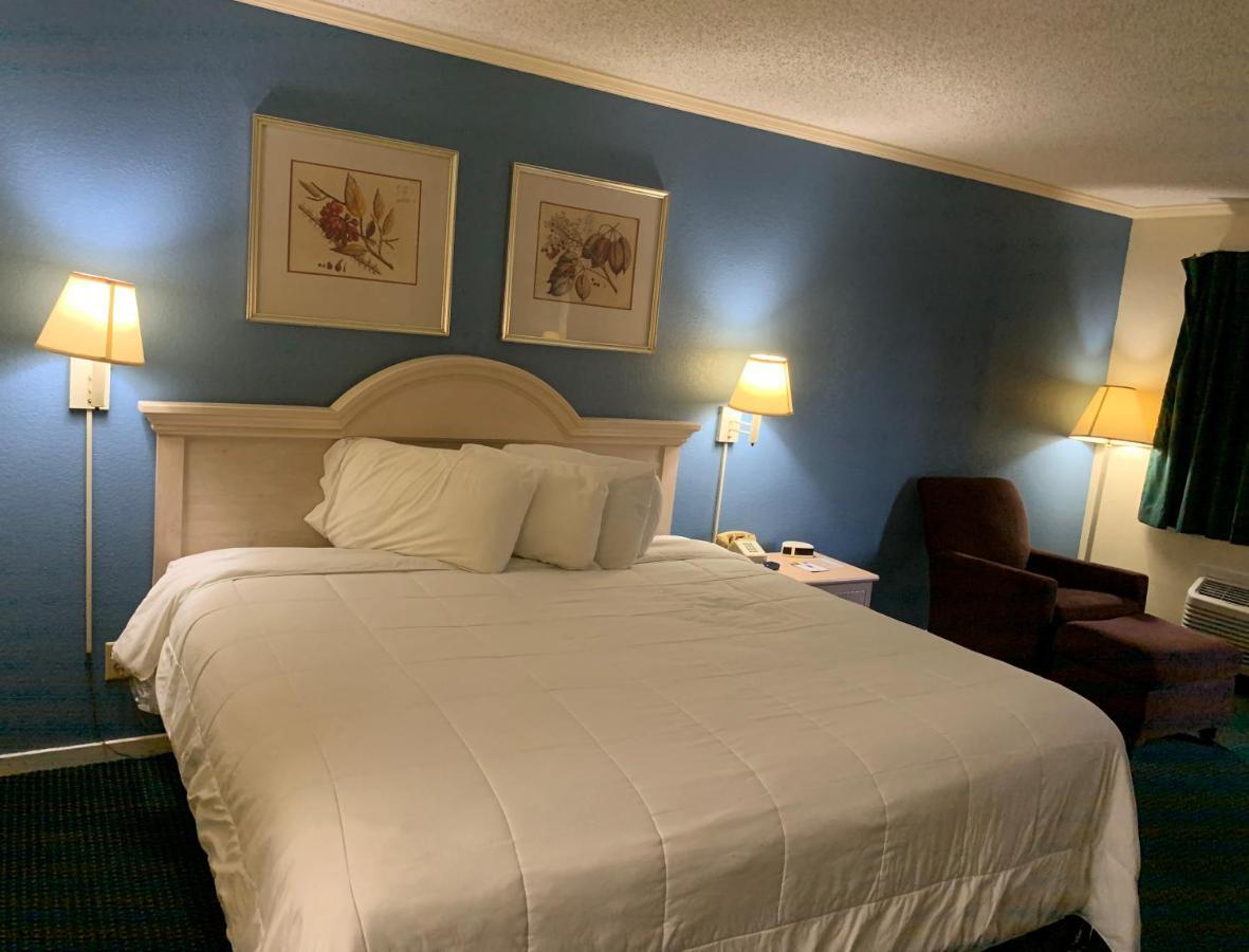 Days Inn By Wyndham Turbeville Shiloh Εξωτερικό φωτογραφία